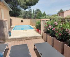 France Provence-Alpes-Côte d'Azur Beaumes-de-Venise vacation rental compare prices direct by owner 26957273