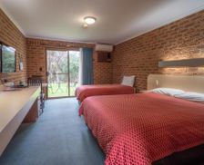 Australia Victoria Eildon vacation rental compare prices direct by owner 27065281
