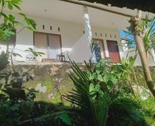 Indonesia Lombok Senaru vacation rental compare prices direct by owner 26118521