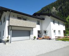 Austria Vorarlberg Partenen vacation rental compare prices direct by owner 29497338