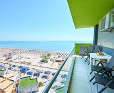 Romania Constanţa County Mamaia vacation rental compare prices direct by owner 28311162