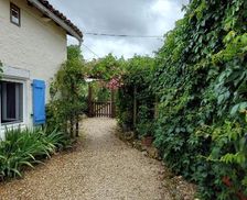 France Deux-Sèvres Messé vacation rental compare prices direct by owner 26022637