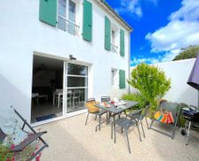 France Island of Ré La Flotte vacation rental compare prices direct by owner 16423299