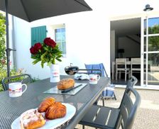 France Island of Ré La Flotte vacation rental compare prices direct by owner 19457467