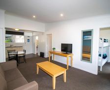 New Zealand Manawatu Whanganui vacation rental compare prices direct by owner 17889388