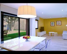 Spain Catalonia Girona vacation rental compare prices direct by owner 28993567