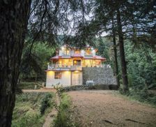 India Uttarakhand Rāmgarh vacation rental compare prices direct by owner 14823071