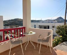 Greece Milos Triovasálos vacation rental compare prices direct by owner 29385447