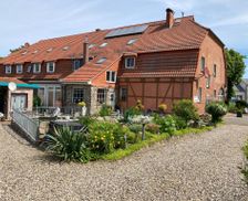 Germany Mecklenburg-Pomerania Grundshagen vacation rental compare prices direct by owner 28575428