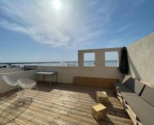 France Languedoc-Roussillon Sète vacation rental compare prices direct by owner 13479600