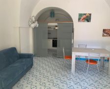 Italy Apulia Santa Cesarea Terme vacation rental compare prices direct by owner 18624294