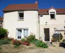 France Burgundy Magny-lès-Villers vacation rental compare prices direct by owner 6433597