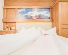 Austria Tyrol Mayrhofen vacation rental compare prices direct by owner 28109202