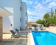 Croatia Krk Island Malinska vacation rental compare prices direct by owner 24880301
