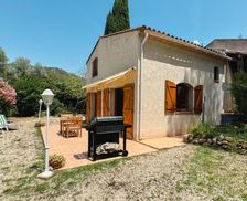 France Provence-Alpes-Côte d'Azur Saint-Cyr-sur-Mer vacation rental compare prices direct by owner 27082701