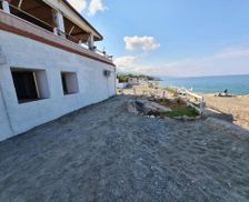 Italy Calabria Marina di Fuscaldo vacation rental compare prices direct by owner 26681088
