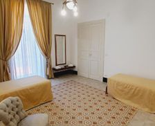 Italy Sicily Montalbano Elicona vacation rental compare prices direct by owner 26960829