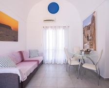 Greece Santorini Perissa vacation rental compare prices direct by owner 17727527