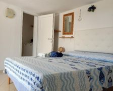 Italy Pontine Ponza vacation rental compare prices direct by owner 15285787