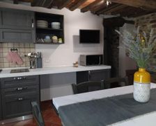 Italy Umbria Tuoro sul Trasimeno vacation rental compare prices direct by owner 26845626