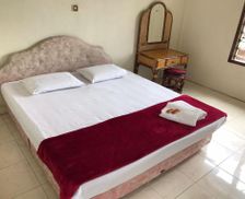 Indonesia Sumatra Berastagi vacation rental compare prices direct by owner 15976992