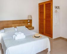 Spain Formentera Playa Migjorn vacation rental compare prices direct by owner 18523975