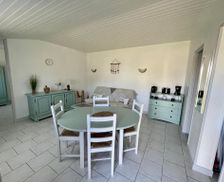 France  Saint-ouen-dʼAunis vacation rental compare prices direct by owner 35866704