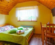 Poland Swietokrzyskie Bałtów vacation rental compare prices direct by owner 16347596