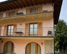 Italy Lombardy Tignale vacation rental compare prices direct by owner 26815336