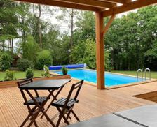France Nouvelle-Aquitaine Larché vacation rental compare prices direct by owner 26741440