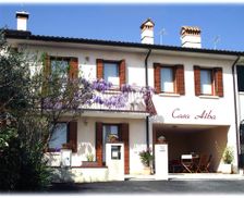 Italy Veneto Borso del Grappa vacation rental compare prices direct by owner 10139665