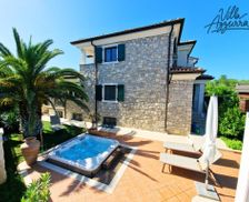 Croatia Istria Bašanija vacation rental compare prices direct by owner 28579706