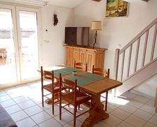 France Languedoc-Roussillon Sainte-Marie-la-Mer vacation rental compare prices direct by owner 4746402