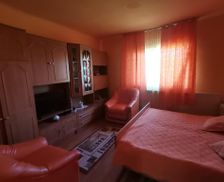 Romania Hunedoara Haţeg vacation rental compare prices direct by owner 13960135