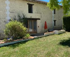 France Aquitaine Saint-Just vacation rental compare prices direct by owner 26720424