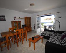 Spain Lanzarote Arrieta vacation rental compare prices direct by owner 16199386