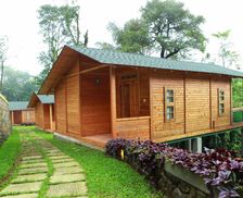 India Kerala Pīrmed vacation rental compare prices direct by owner 24822612