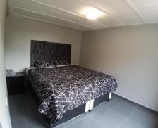 South Africa Gauteng Vaal Marina vacation rental compare prices direct by owner 15045787