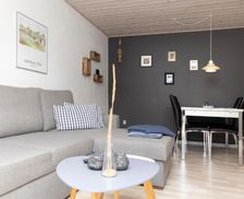 Denmark Nordjylland Lønstrup vacation rental compare prices direct by owner 14934887