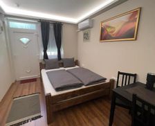 Hungary Pest Százhalombatta vacation rental compare prices direct by owner 26303117