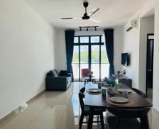 Malaysia Johor Desaru vacation rental compare prices direct by owner 26782676