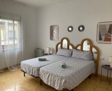 Spain Valencia Community Vinarós vacation rental compare prices direct by owner 27790730