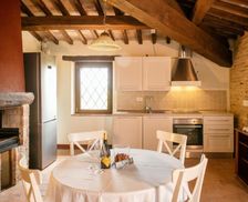 Italy Umbria Castiglione del Lago vacation rental compare prices direct by owner 26334541