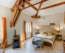 France Languedoc-Roussillon Pont-Saint-Esprit vacation rental compare prices direct by owner 13614259