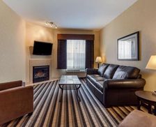 Canada Alberta Lloydminster vacation rental compare prices direct by owner 12677263