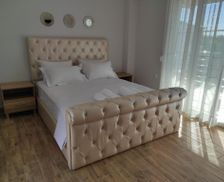Greece Macedonia Ofrínion vacation rental compare prices direct by owner 26653980
