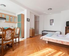 Croatia Zadar County Turanj vacation rental compare prices direct by owner 14608322