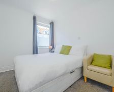 United Kingdom Essex Clacton-on-Sea vacation rental compare prices direct by owner 16171982