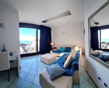 Italy Pontine Ponza vacation rental compare prices direct by owner 19127621