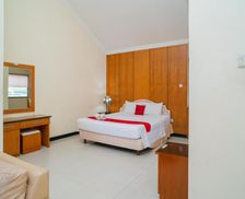 Indonesia East Java Kediri vacation rental compare prices direct by owner 14169461